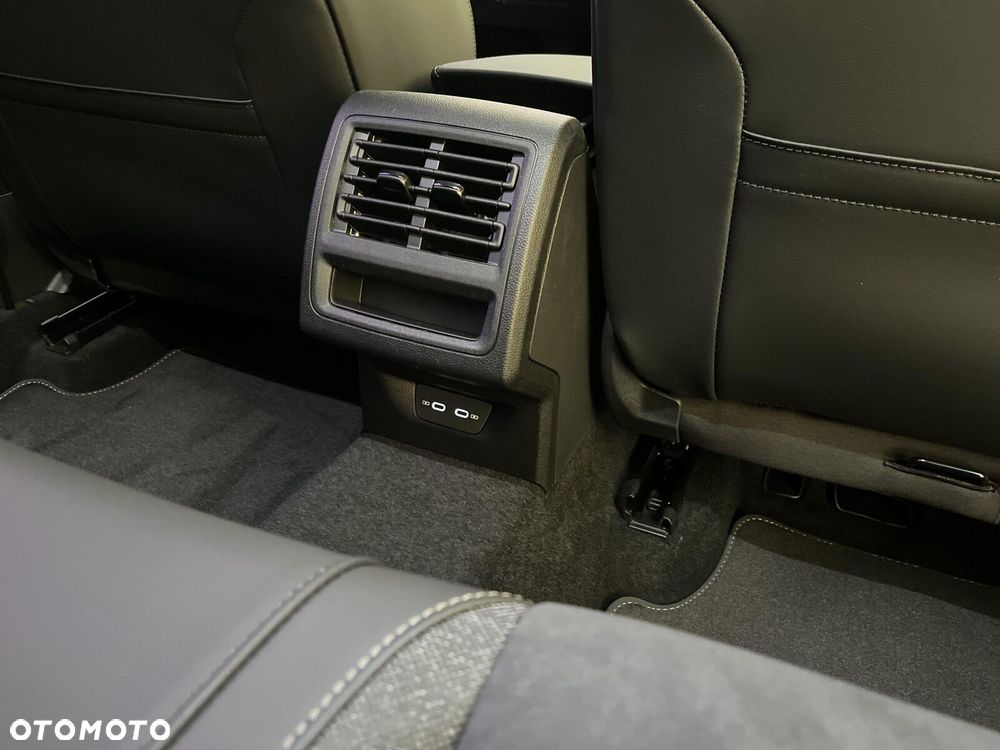 Volkswagen Golf Variant 1.5 eTSI mHEV Life Plus DSG - 26