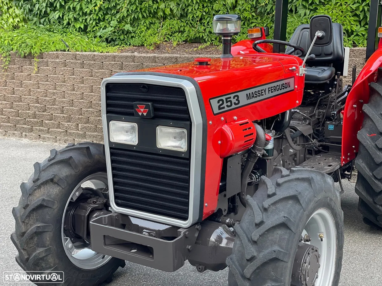 Massey Ferguson 253 4RM - 3