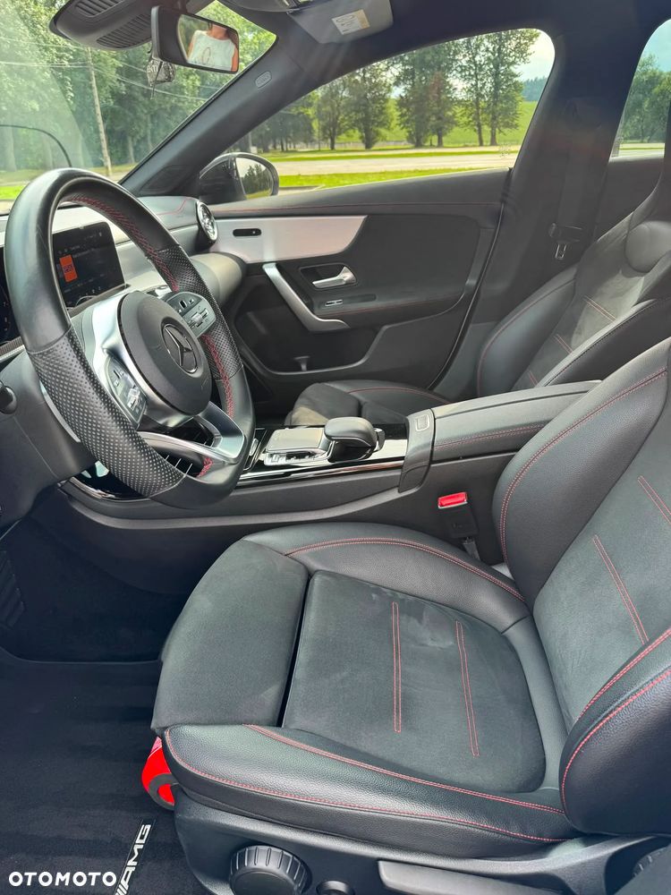 Mercedes-Benz CLA 200 AMG Line 7G-DCT - 20