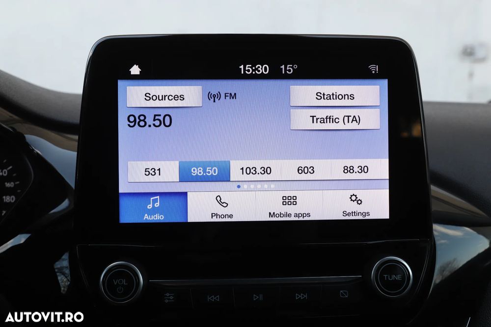 Ford Fiesta 1.0 EcoBoost Powershift SYNC Edition - 16