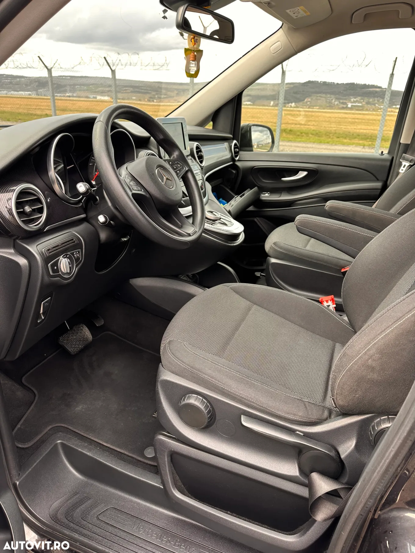 Mercedes-Benz V 220 d extralang 7G-TRONIC SCORE - 19
