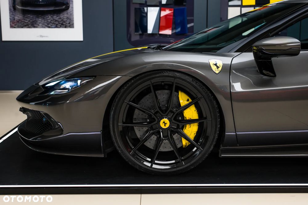 Ferrari 296 GTB - 11