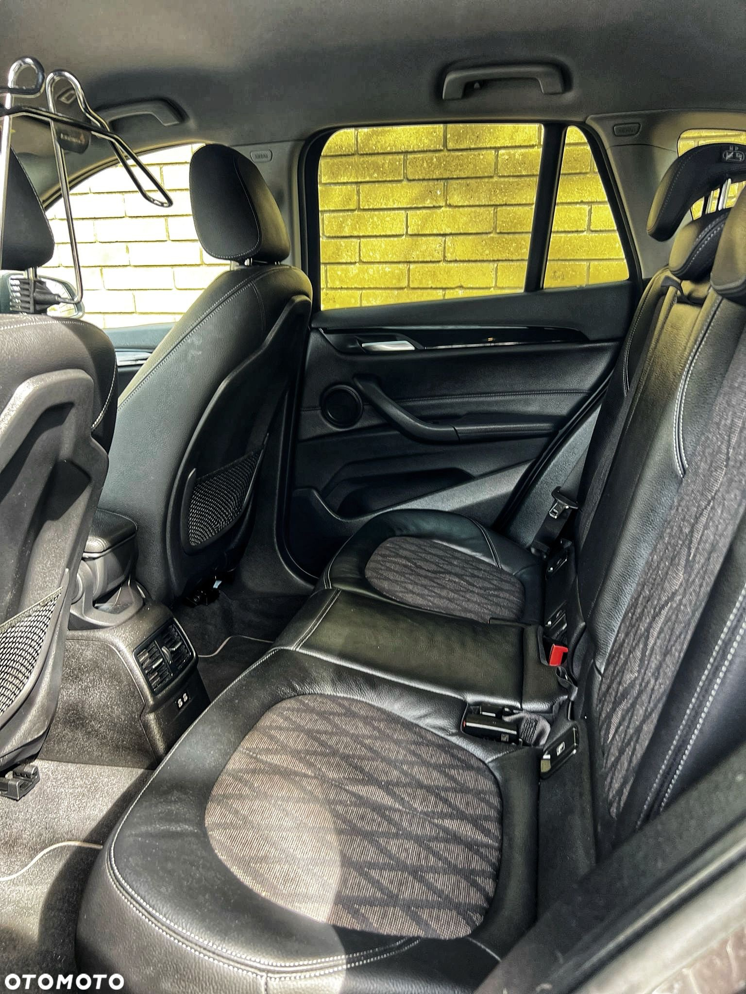 BMW X1 sDrive18i GPF xLine - 10