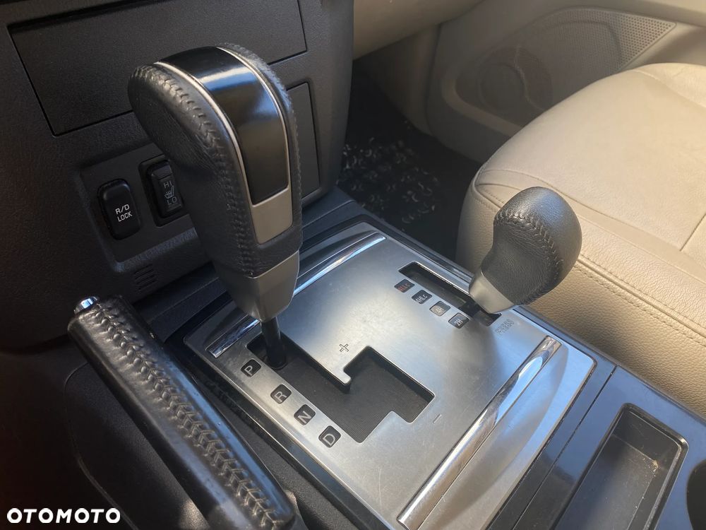 Mitsubishi Pajero 3.2 DID Instyle - 22