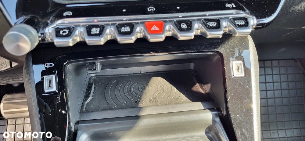 Peugeot 2008 PureTech 130 GT S&S EAT8 - 21