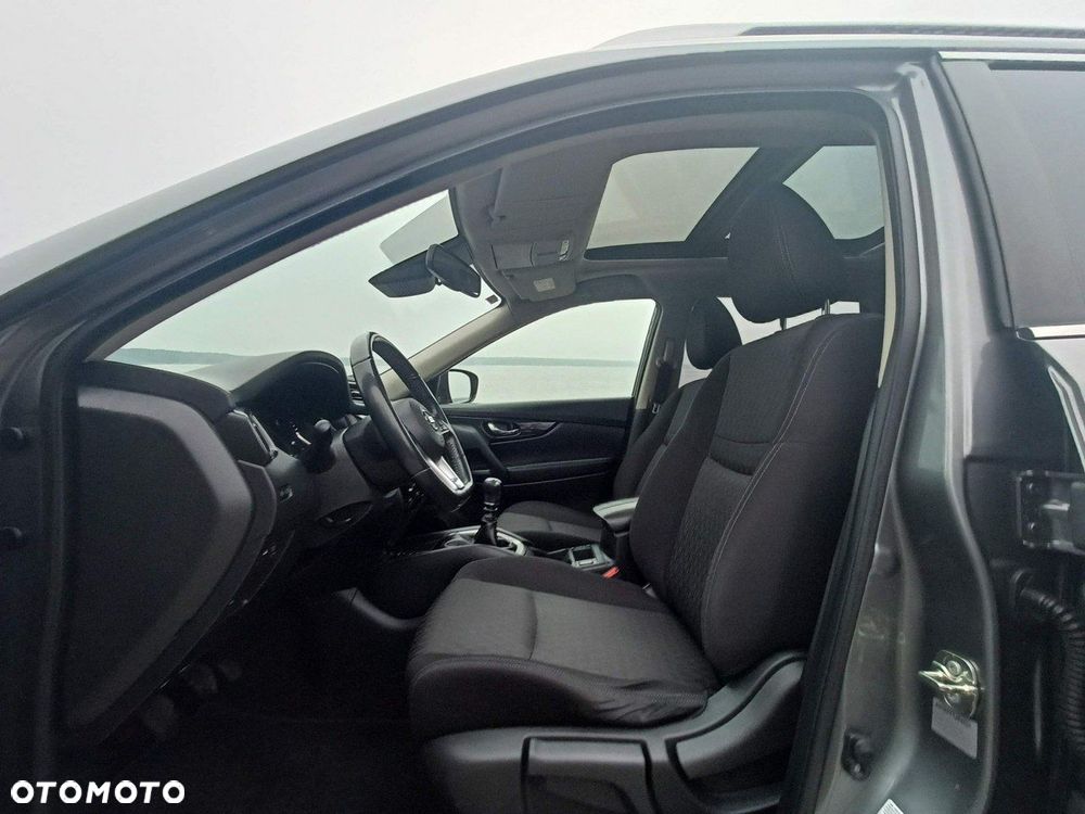 Nissan X-Trail 1.6 DIG-T Tekna 2WD 7os - 32