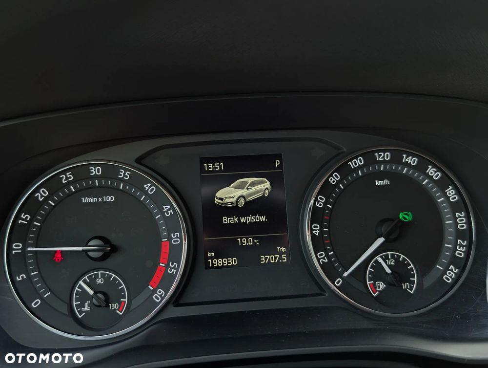 Skoda Octavia 2.0 TDI DSG Ambition - 26