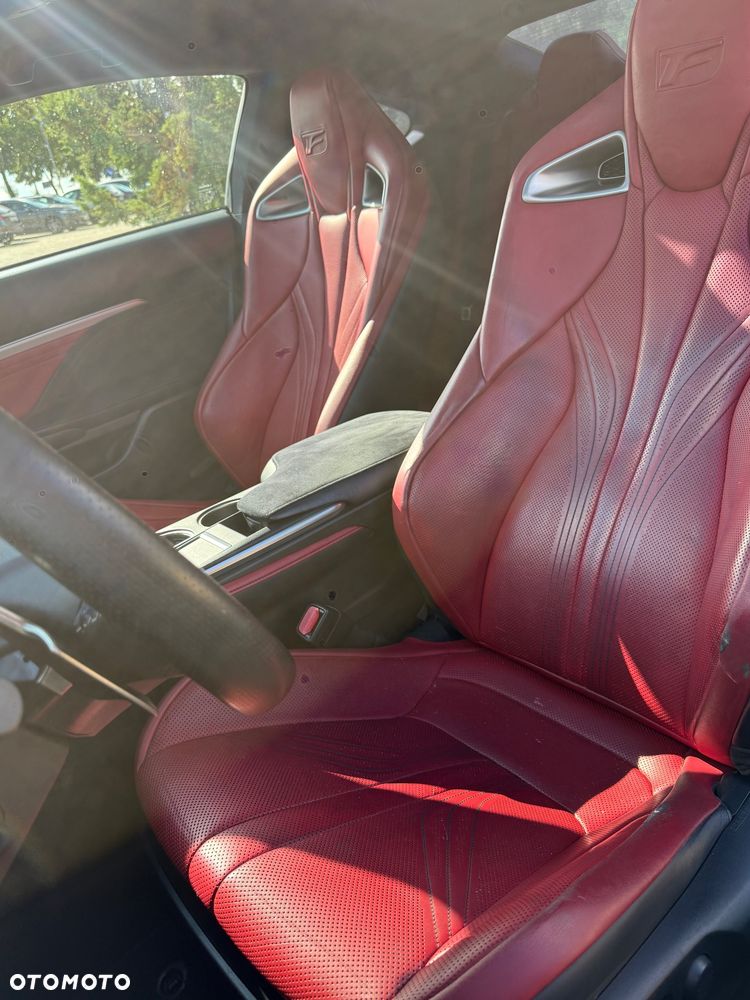 Lexus RC F Prestige - 24