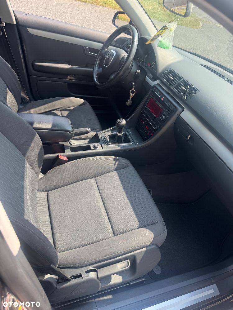 Audi A4 Avant 2.0 TDI - 5