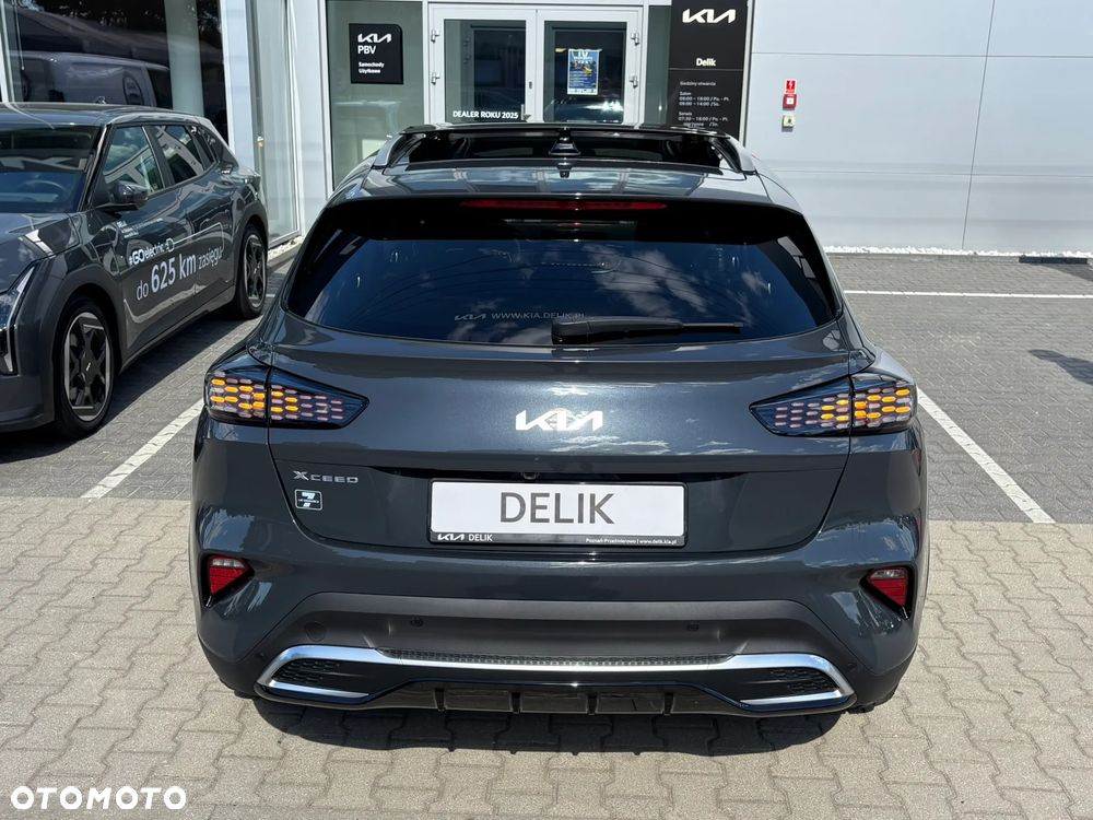 Kia XCeed 1.6 T-GDI Tribute DCT - 17