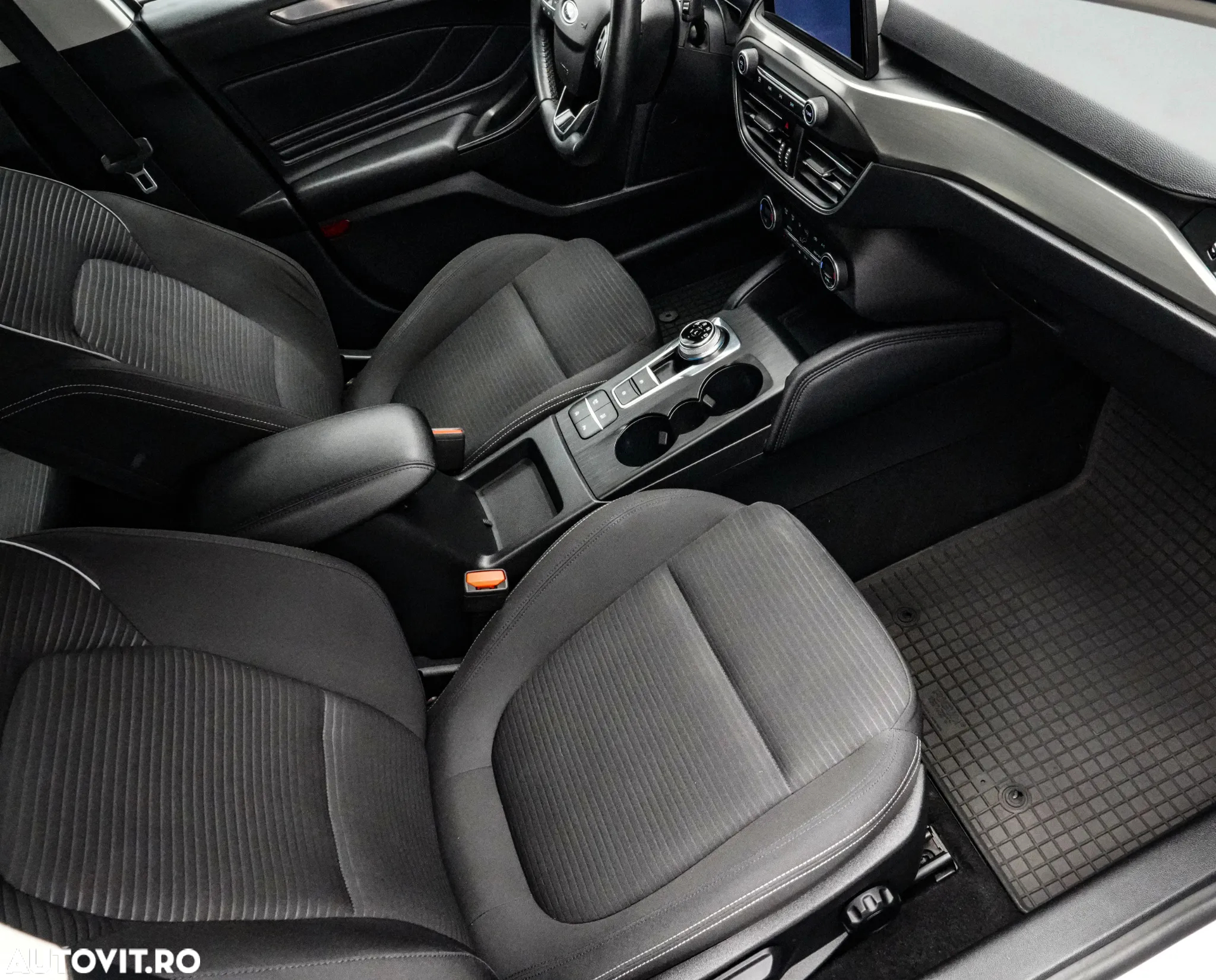 Ford Focus 2.0 EcoBlue Titanium Business - 10
