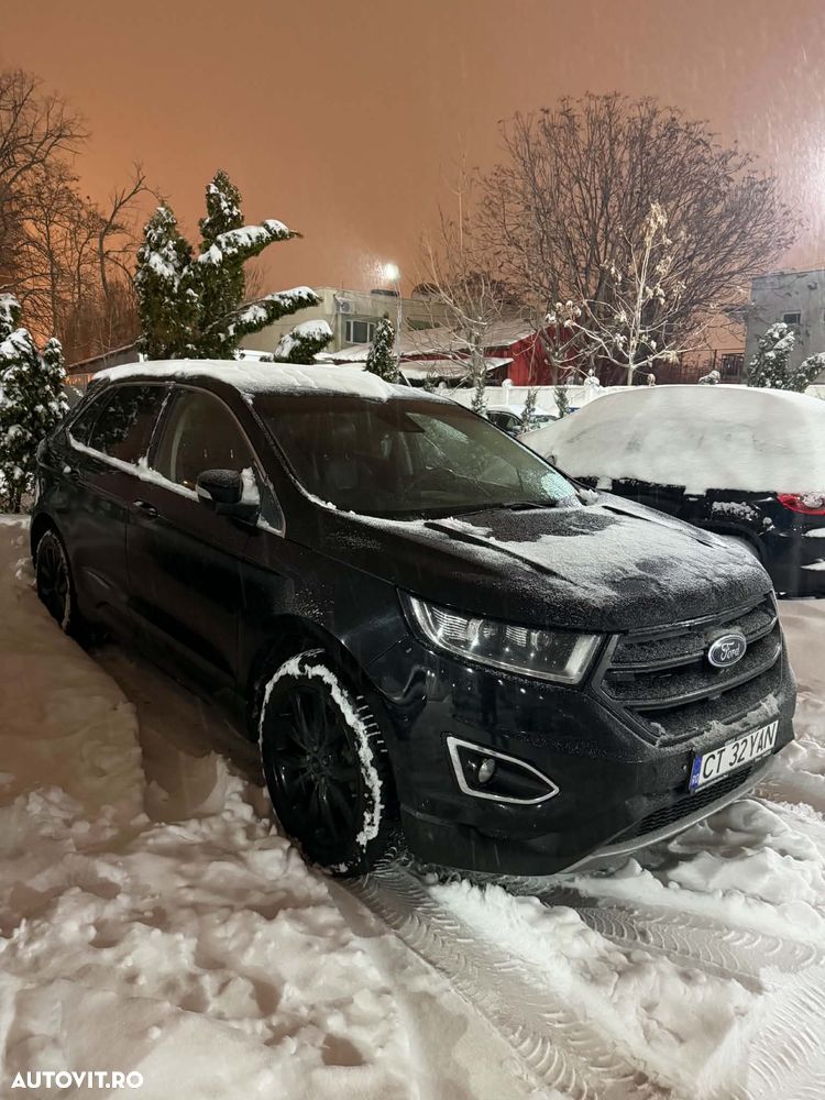 Ford Edge 2.0 TDCi Powershift Titanium - 2