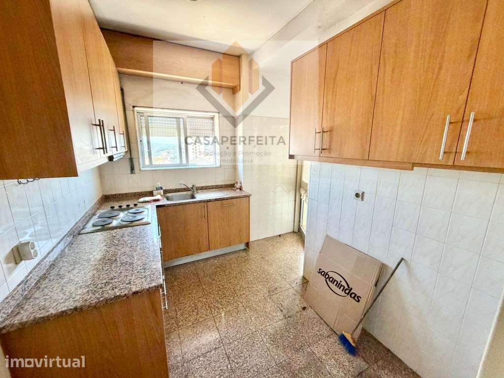 Apartamento T2 com Terraço no Último Piso - Junto à Praça Velazquez... - Grande imagem: 5/26