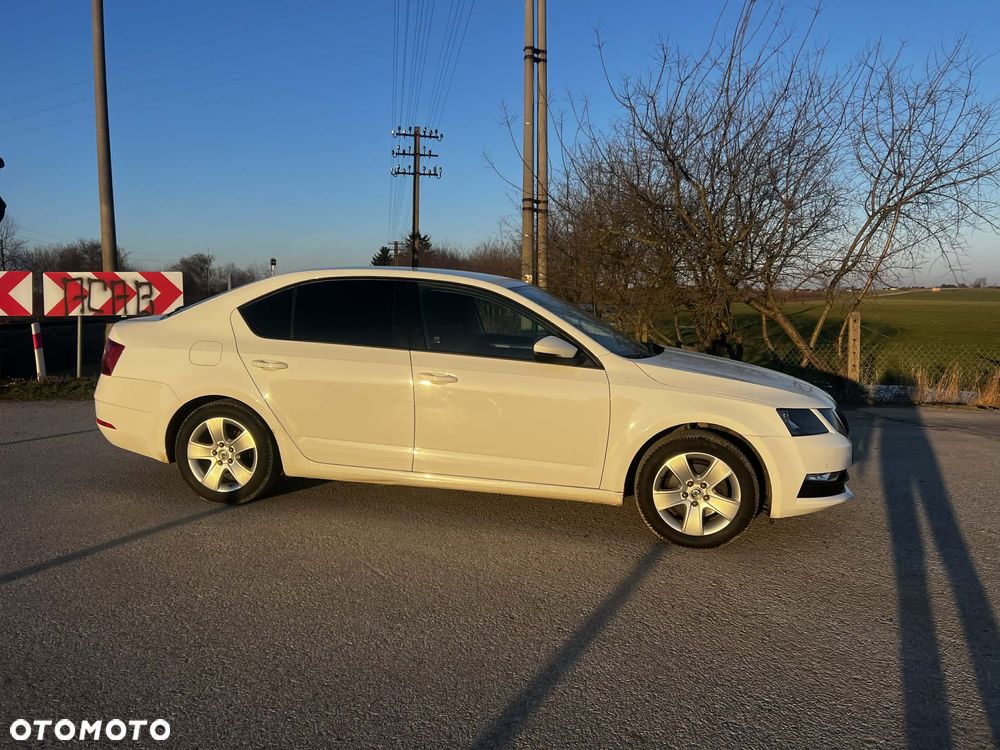 Skoda Octavia 1.4 TSI Ambition - 3