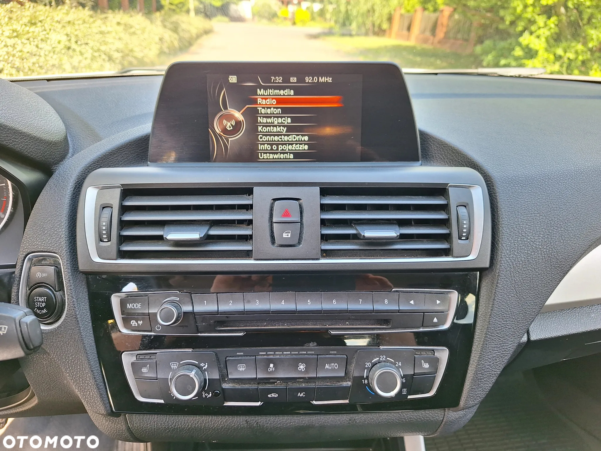 BMW Seria 1 116d EfficientDynamics - 12