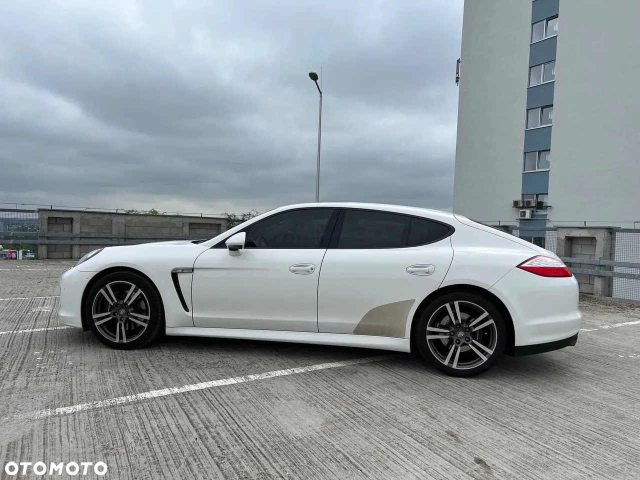 Porsche Panamera 4 PDK - 7