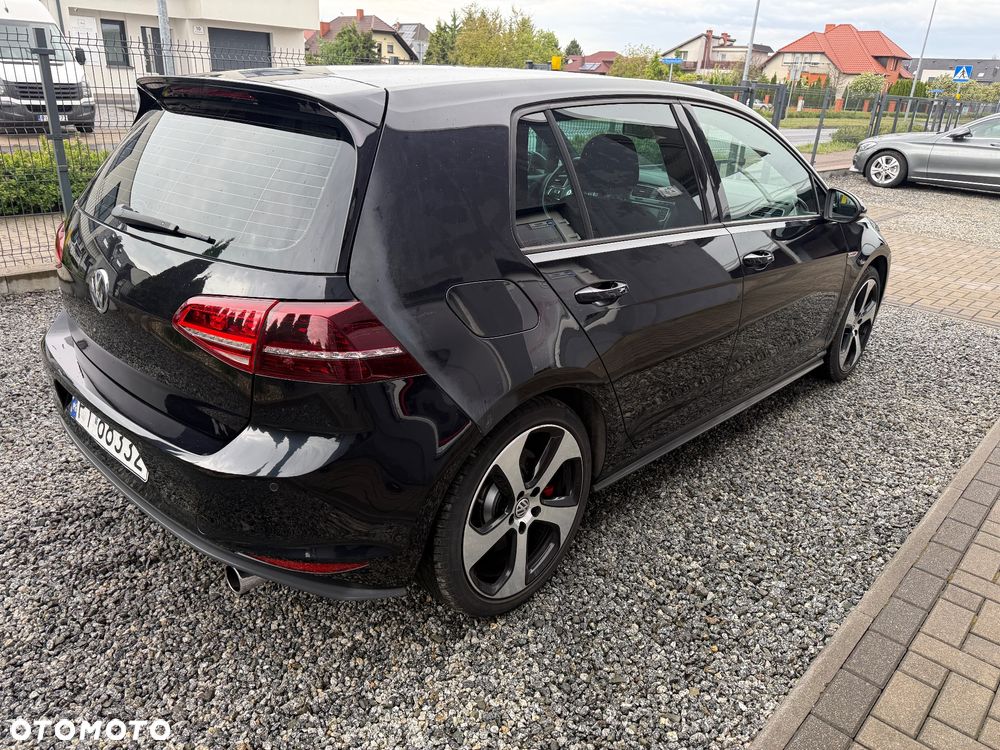 Volkswagen Golf 2.0 TSI BMT GTI Performance - 4