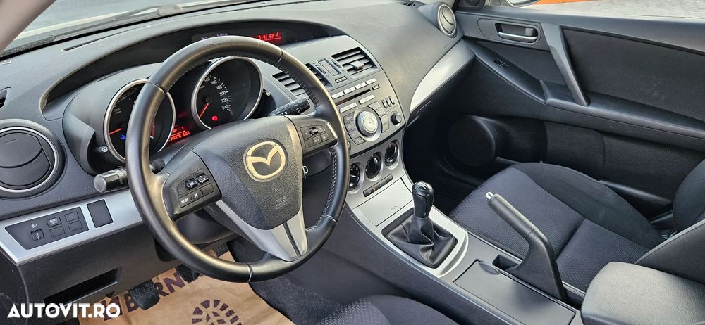 Mazda 3 - 11