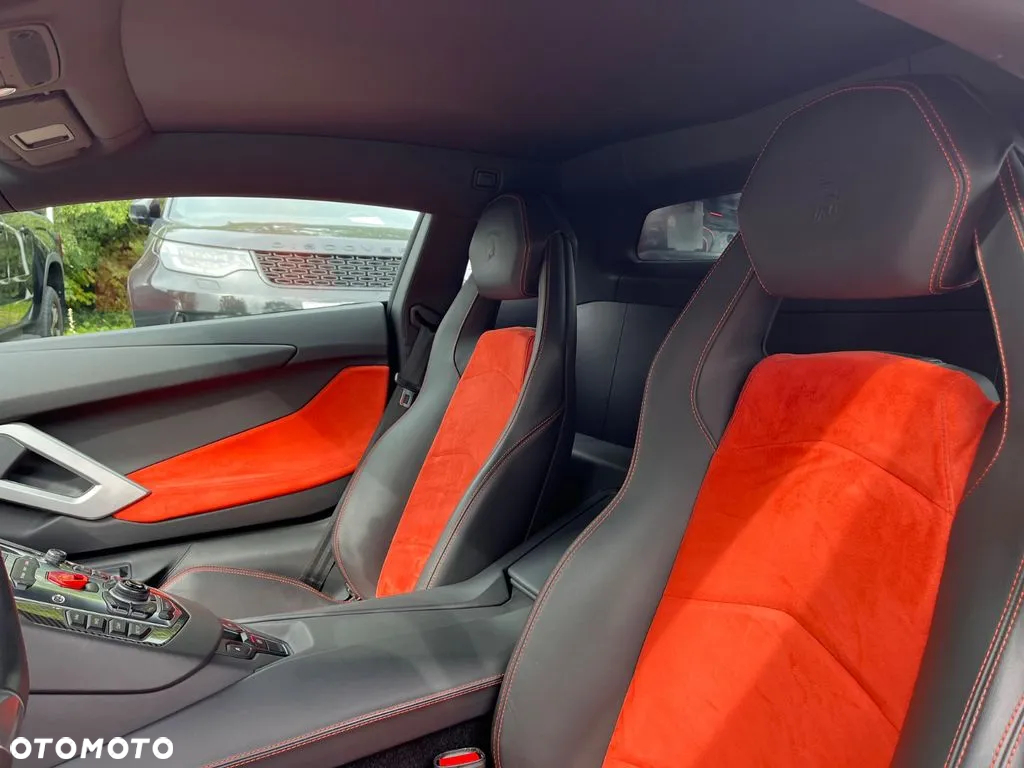 Lamborghini Aventador LP 700-4 - 6