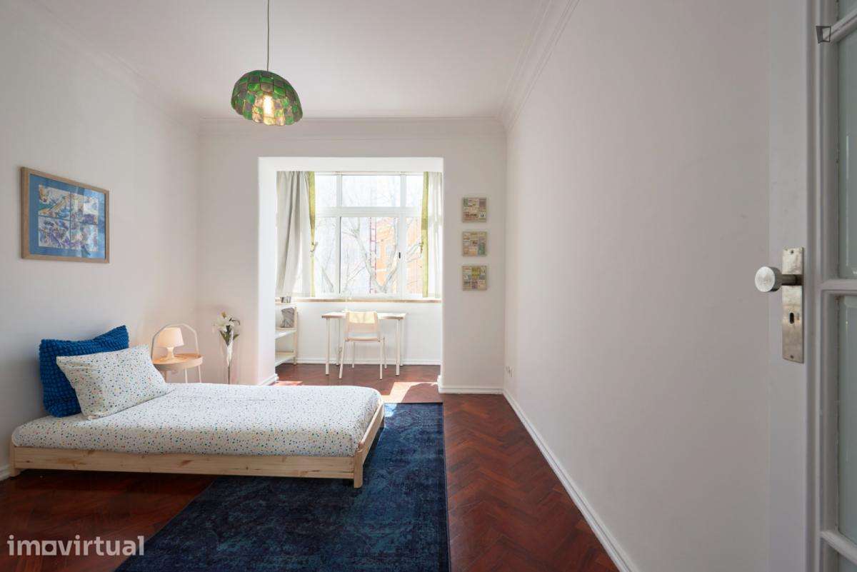 Quarto - localizado em Arroios Lisbon - Grande imagem: 4/23