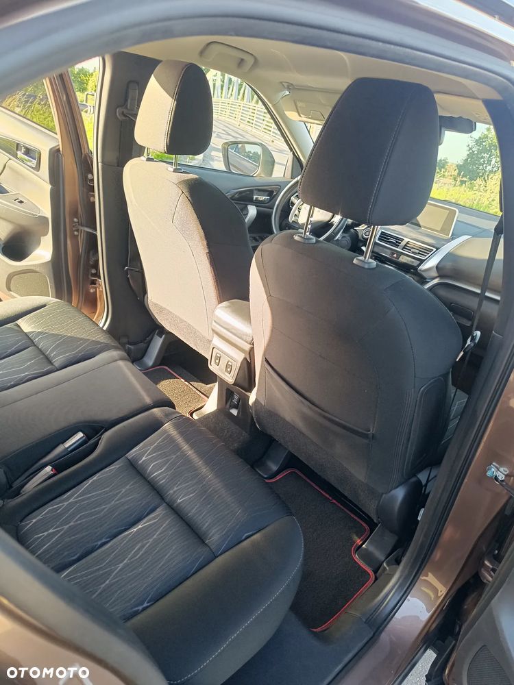 Mitsubishi Eclipse Cross 1.5 T Instyle CVT 4WD - 4