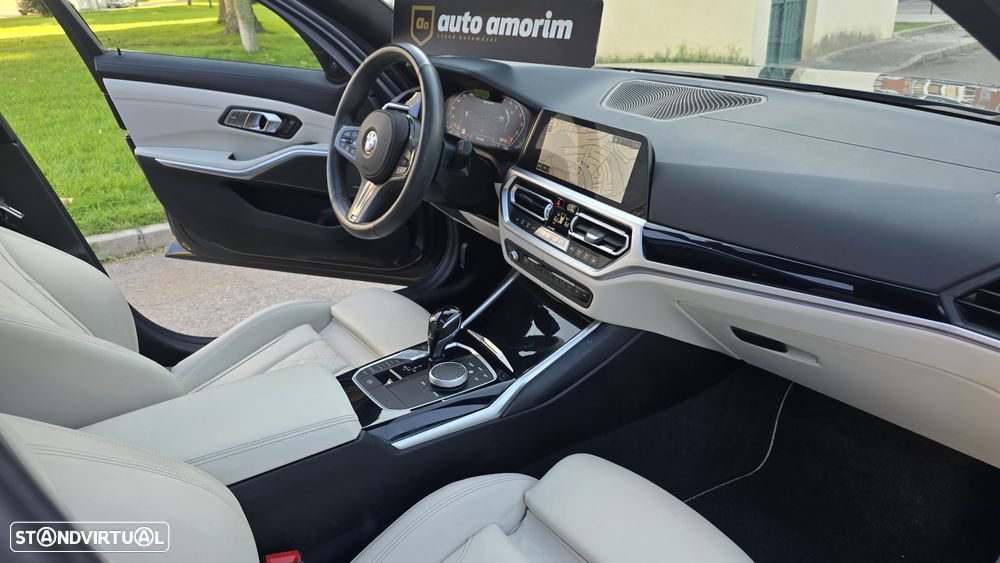 BMW M340 i xDrive Pack 50 anos M Auto - 29