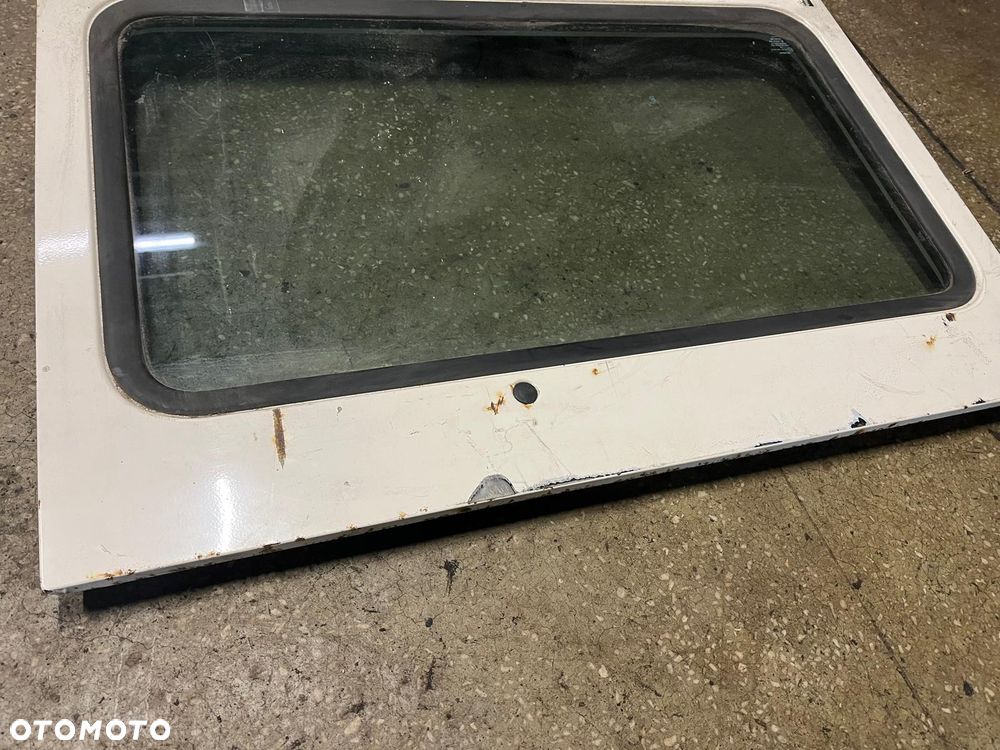 Tylna klapa z szybą Mercedes G Klasa W463 - 3