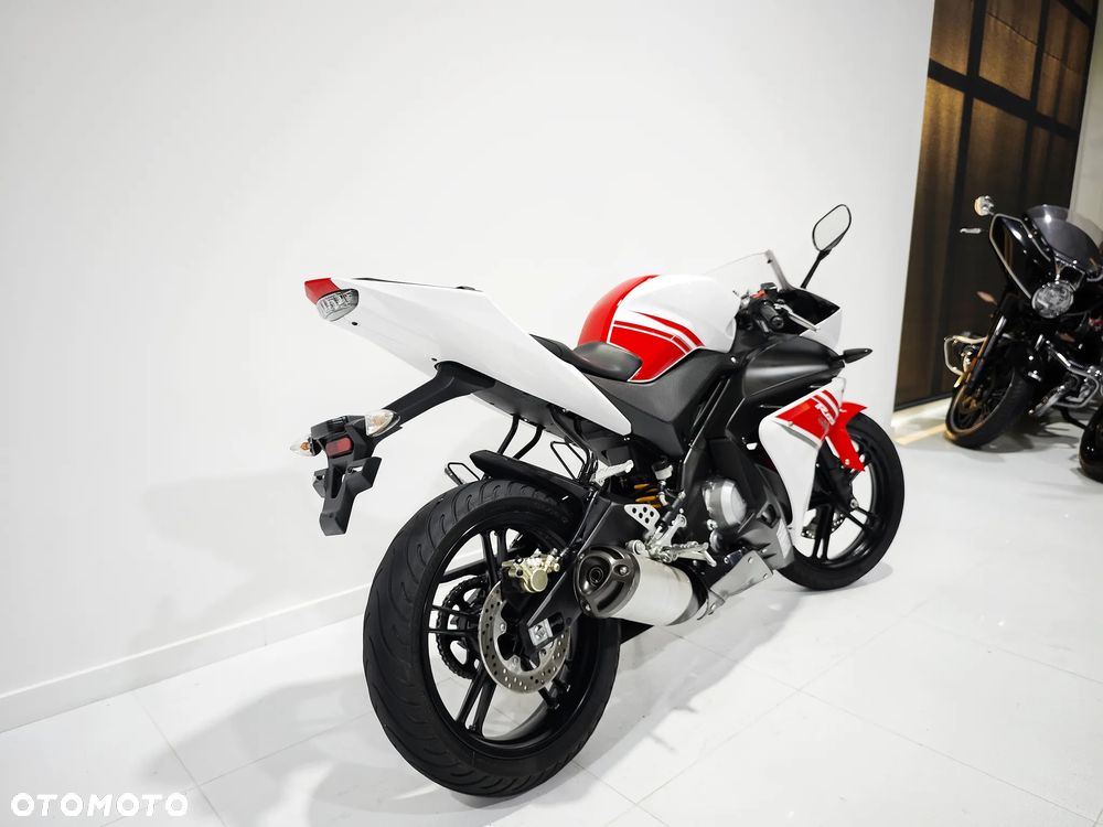 Yamaha YZF - 3