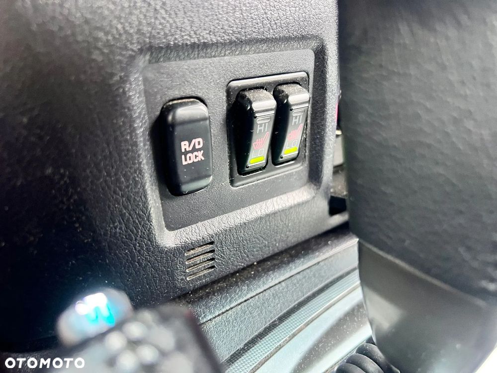 Mitsubishi Pajero 3.2 DID Intense - 12