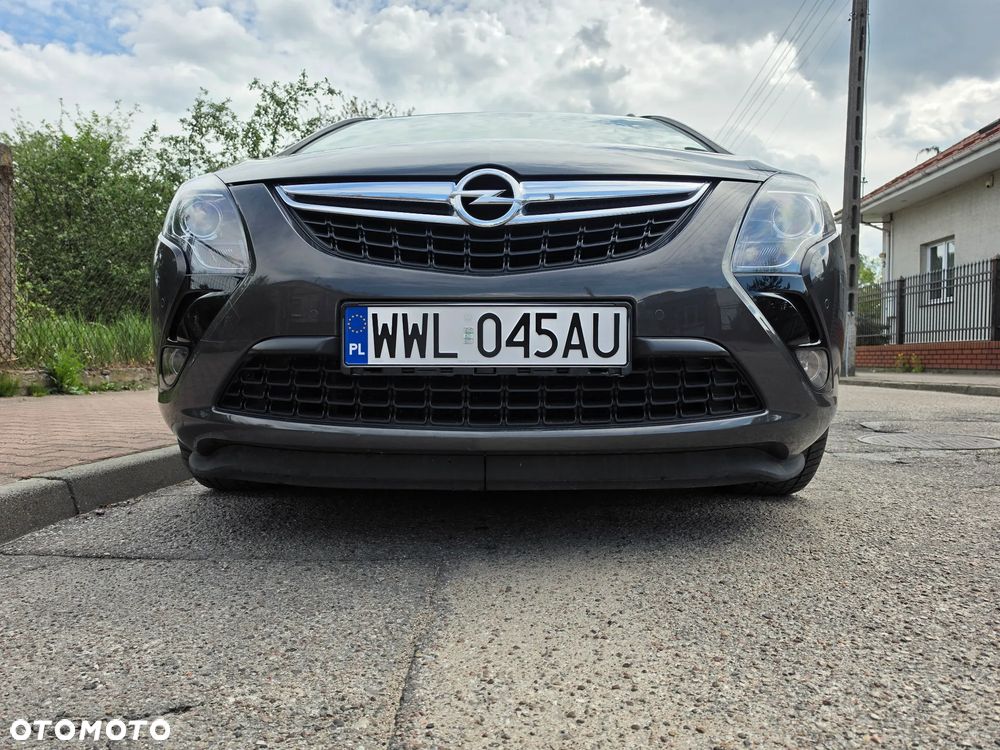 Opel Zafira 1.6 T SIDI Cosmo S&S - 24