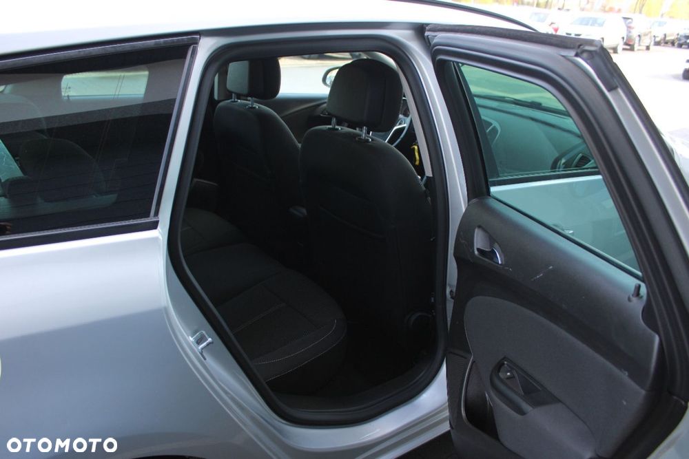 Opel Astra - 20