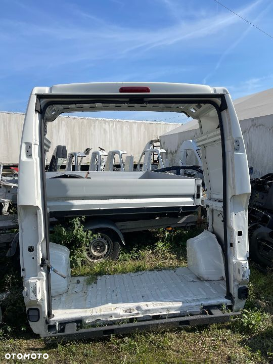 TYLNY PAS NAROŻNIK PODŁOGA SŁUPEK DUCATO BOXER JUMPER