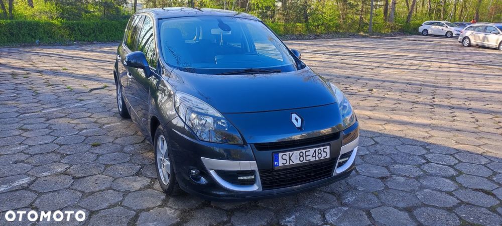 Renault Scenic - 1