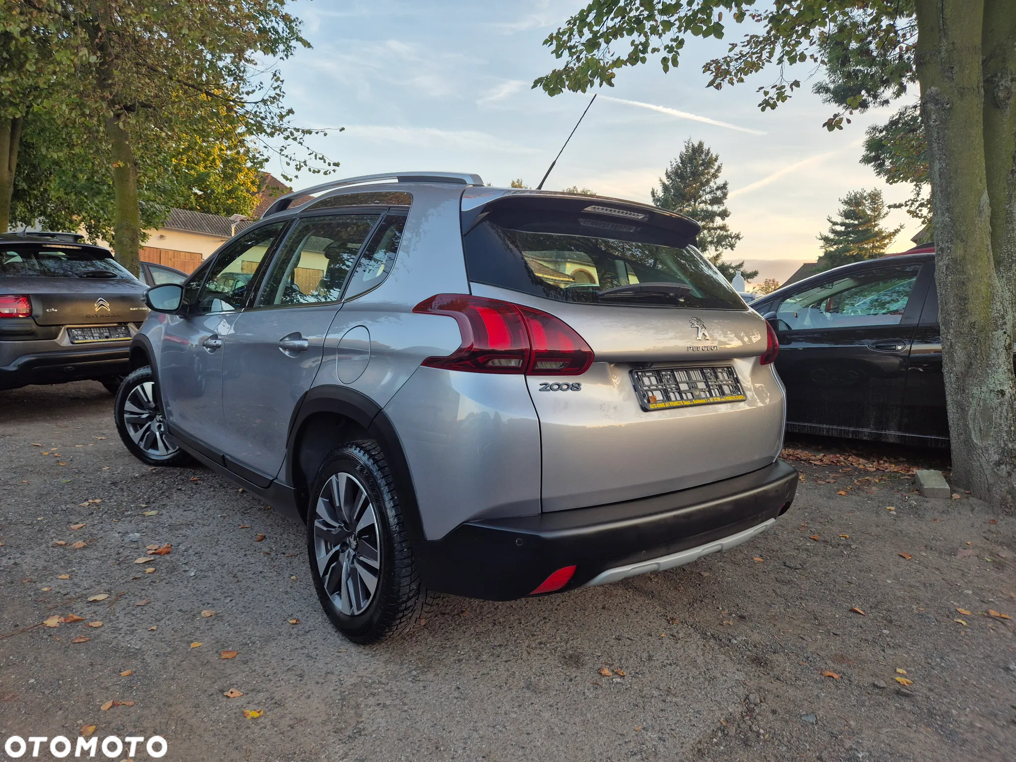 Peugeot 2008 1.6 BlueHDi Allure - 8