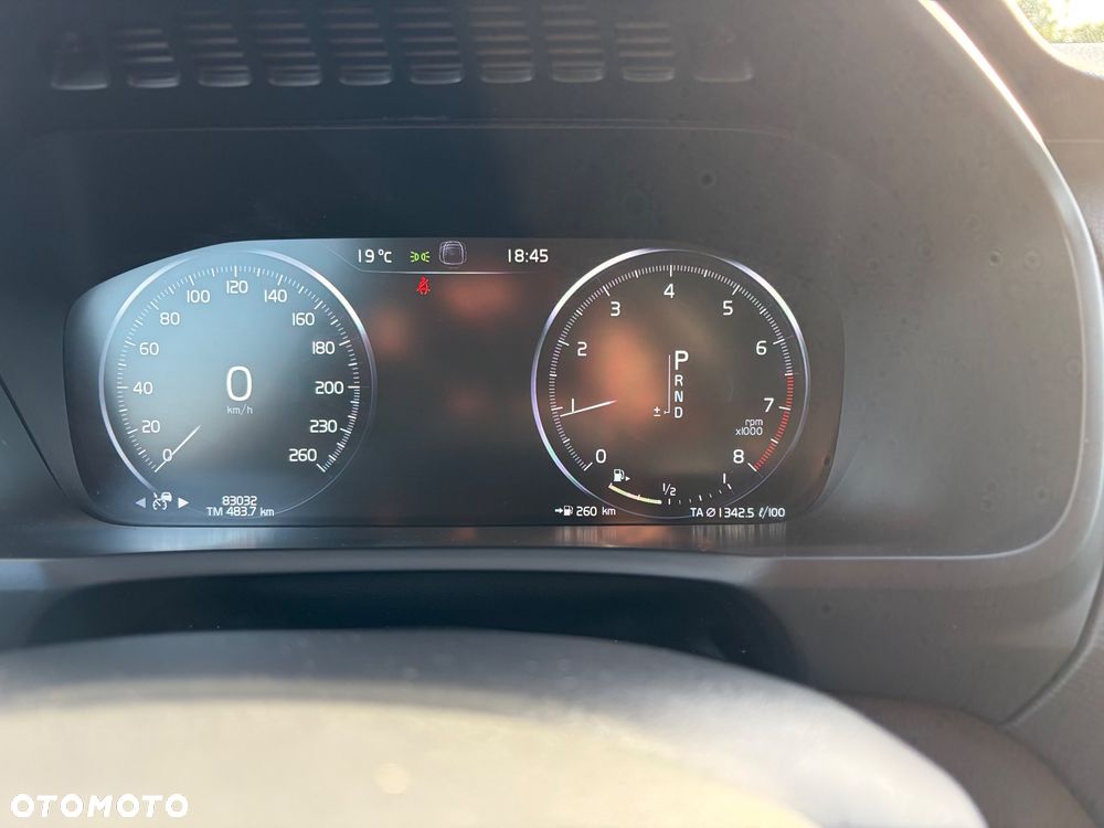 Volvo XC 90 T5 AWD Momentum 7os - 22