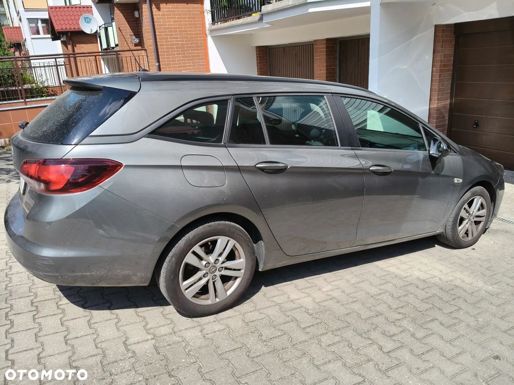 Opel Astra 1.2 T Edition S&S - 4