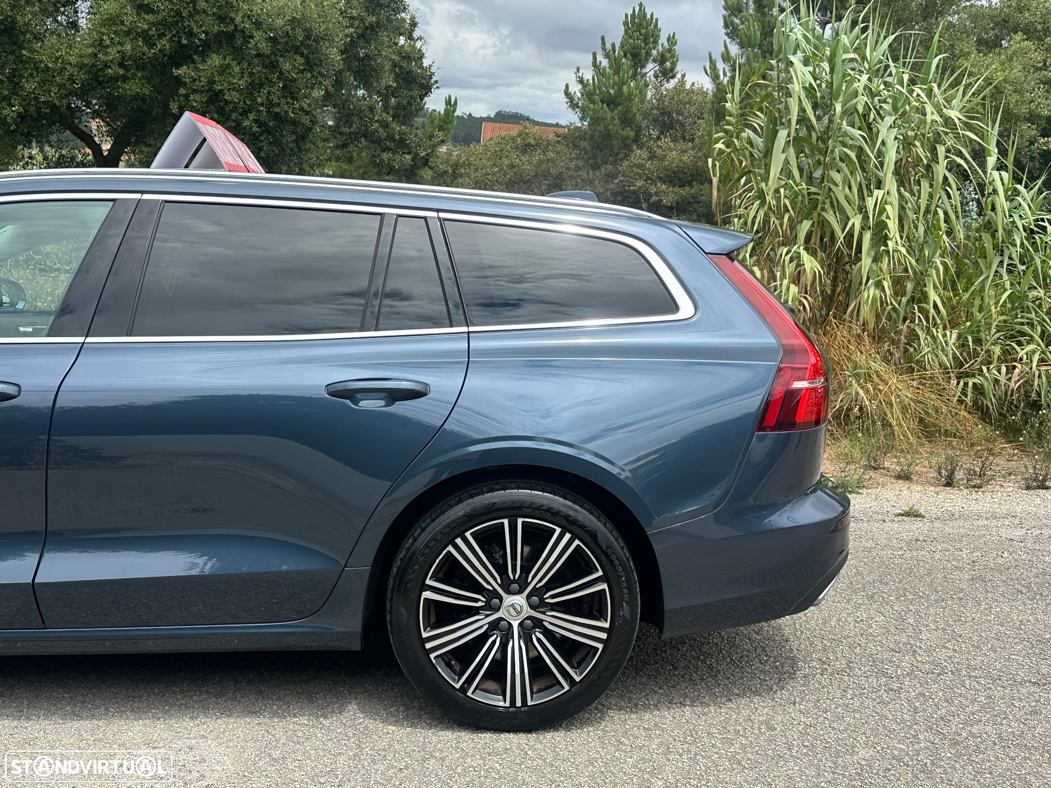 Volvo V60 2.0 T8 AWD TE Inscription - 3