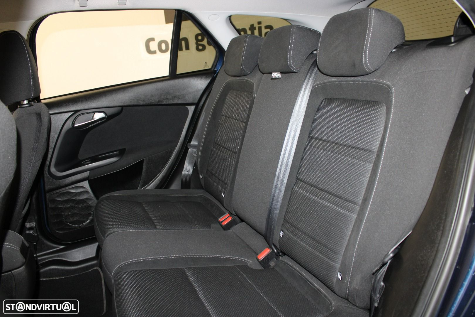 Fiat Tipo Station Wagon 1.3 M-Jet Lounge - 27