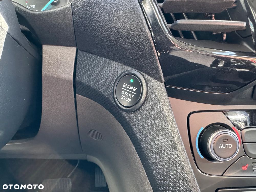 Ford Tourneo Connect Grand - 30