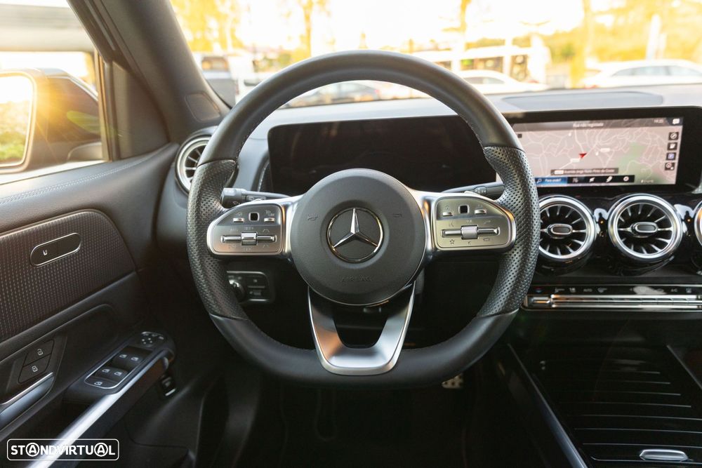 Mercedes-Benz EQB 300 4Matic AMG Line - 16