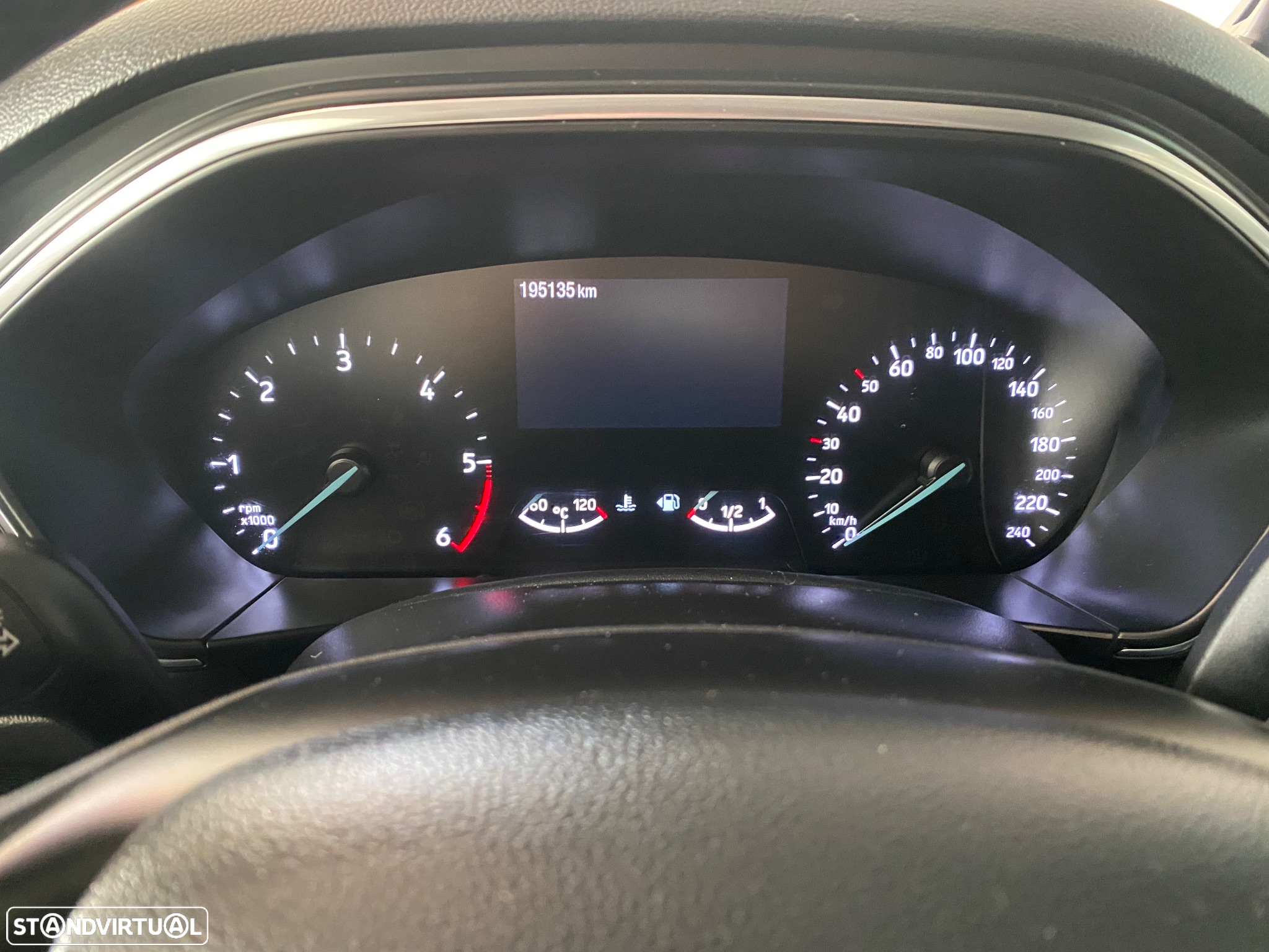Ford Focus 1.5 TDCi EcoBlue Connected - 14