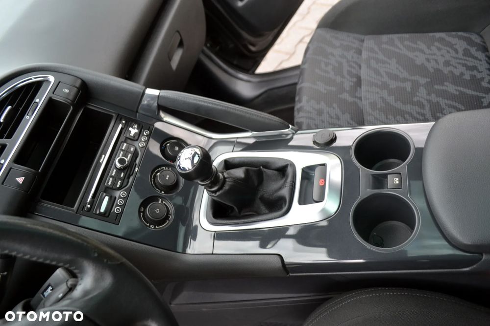 Peugeot 3008 HDi FAP 150 Platinum - 23