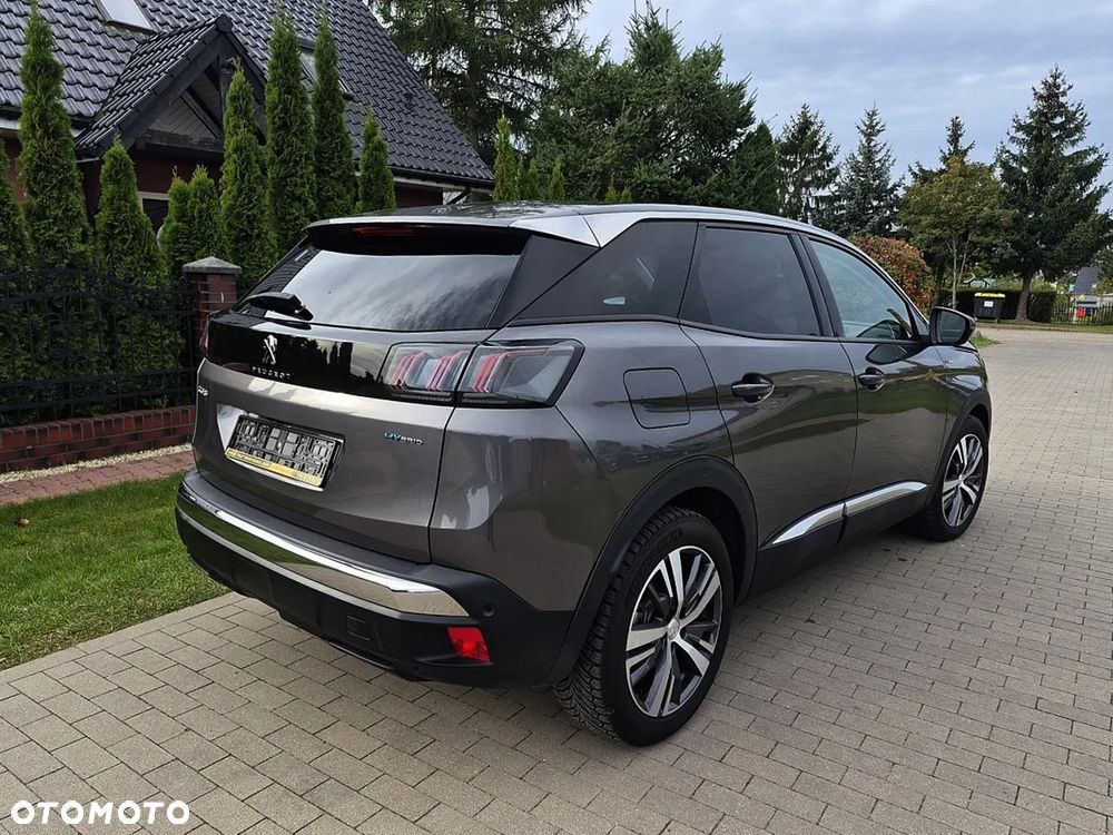Peugeot 3008 1.6 PureTech Hybrid PHEV Allure Pack S&S EAT8 - 32