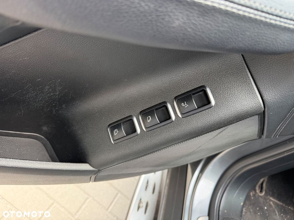 Mercedes-Benz GLS - 20