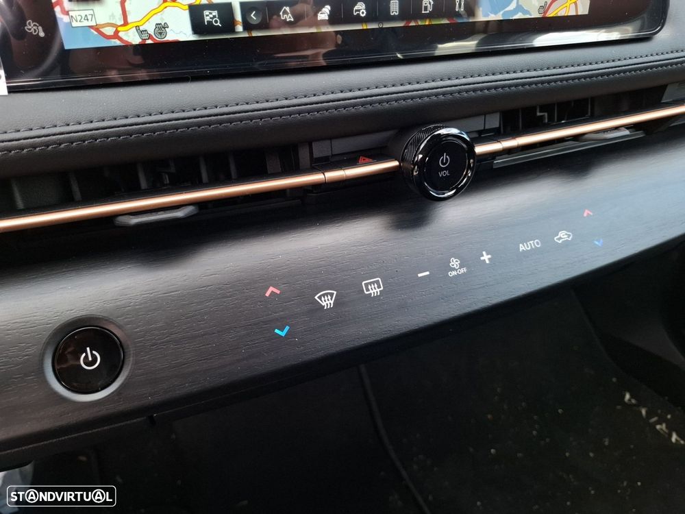 Nissan Ariya 63 kWh Advance Carr. 22kW + Teto Panorâmico - 19