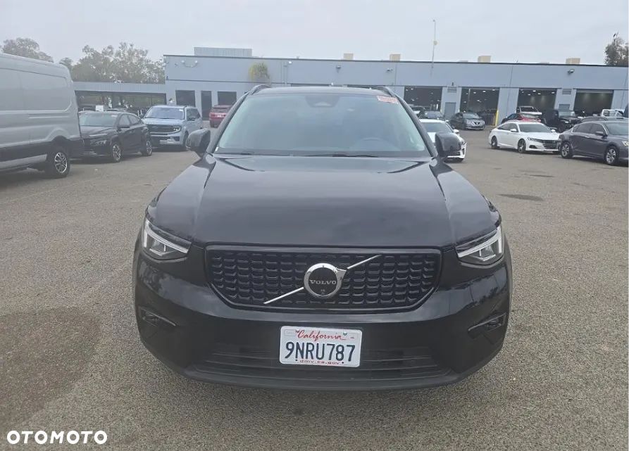 Volvo XC 40 - 2
