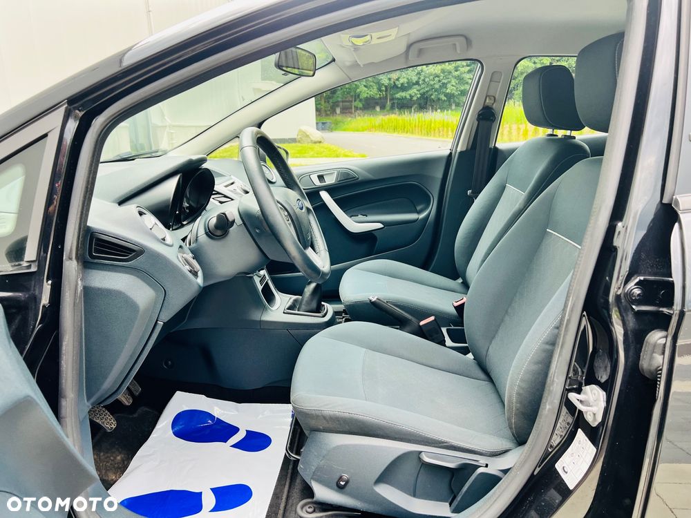 Ford Fiesta 1.25 Trend EU5 - 24