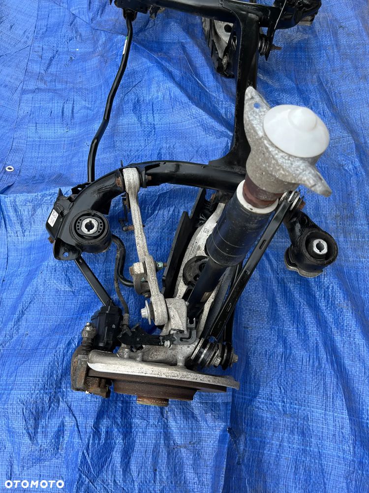 BELKA TYLNA WÓZEK AUDI A4 B9 A5  8W ZAWIESZENIE  KOMPLET 8W0505235AP KOMPLETNE ZAWIESZENIE TYŁ A4 B9 SANKI - 3