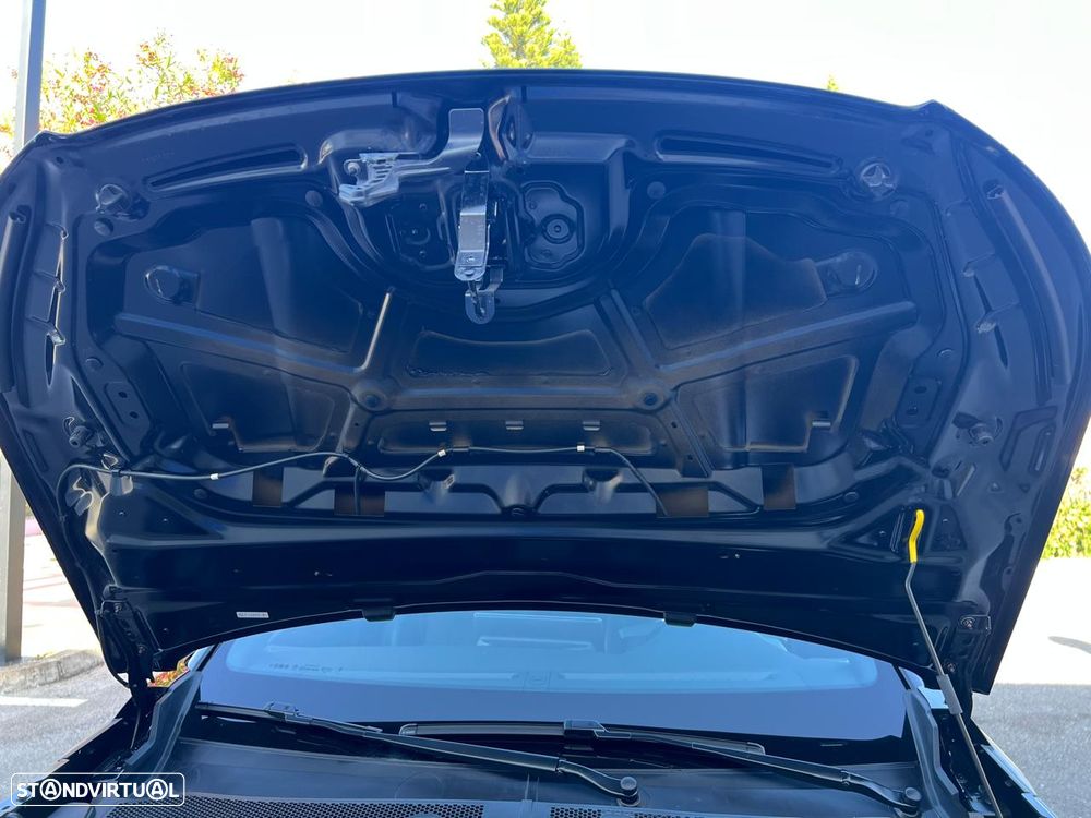 Peugeot 2008 PureTech 130 EAT8 GT - 5