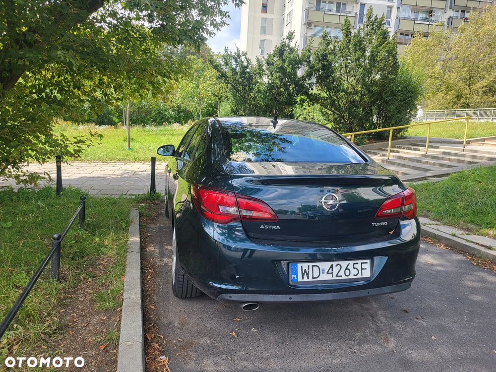 Opel Astra 1.4 Turbo - 3